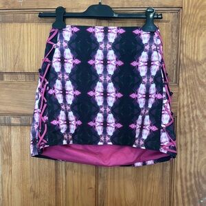 NV nati vozza Pink and Black Patterned Skirt